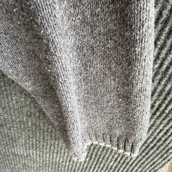 Craft & Barrow Womens Cardigan 1X Heather Gray Embroidered Cardinal Winter Birds - Picture 5 of 7